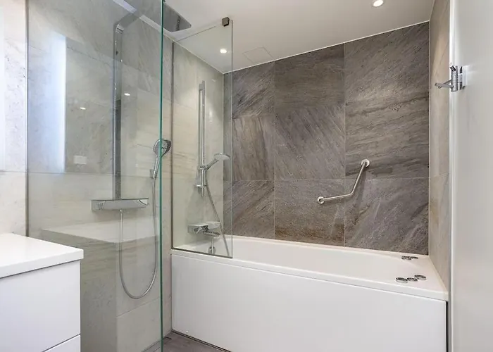 Newly Furnished In Tallinn With Free Parking In The Underground Garage Apartamento