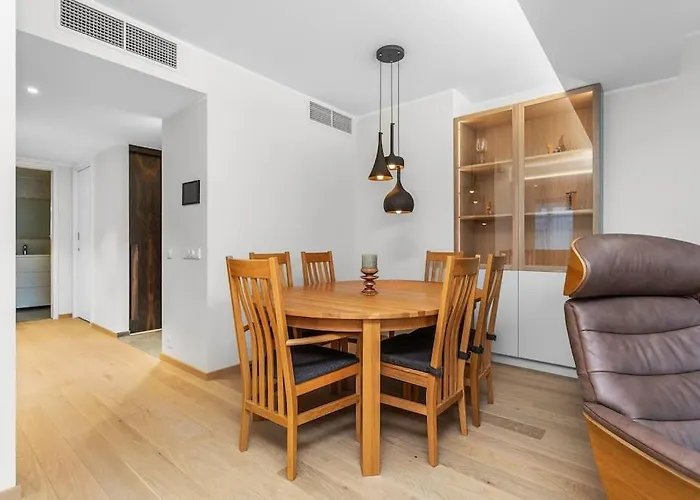 Newly Furnished In Tallinn With Free Parking In The Underground Garage Apartamento *