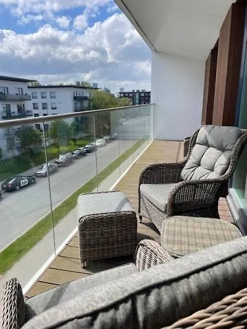 Apartamento Newly Furnished In Tallinn With Free Parking In The Underground Garage Kesklinn